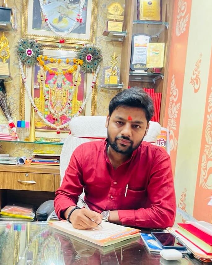 Pt. Shubham Pathak